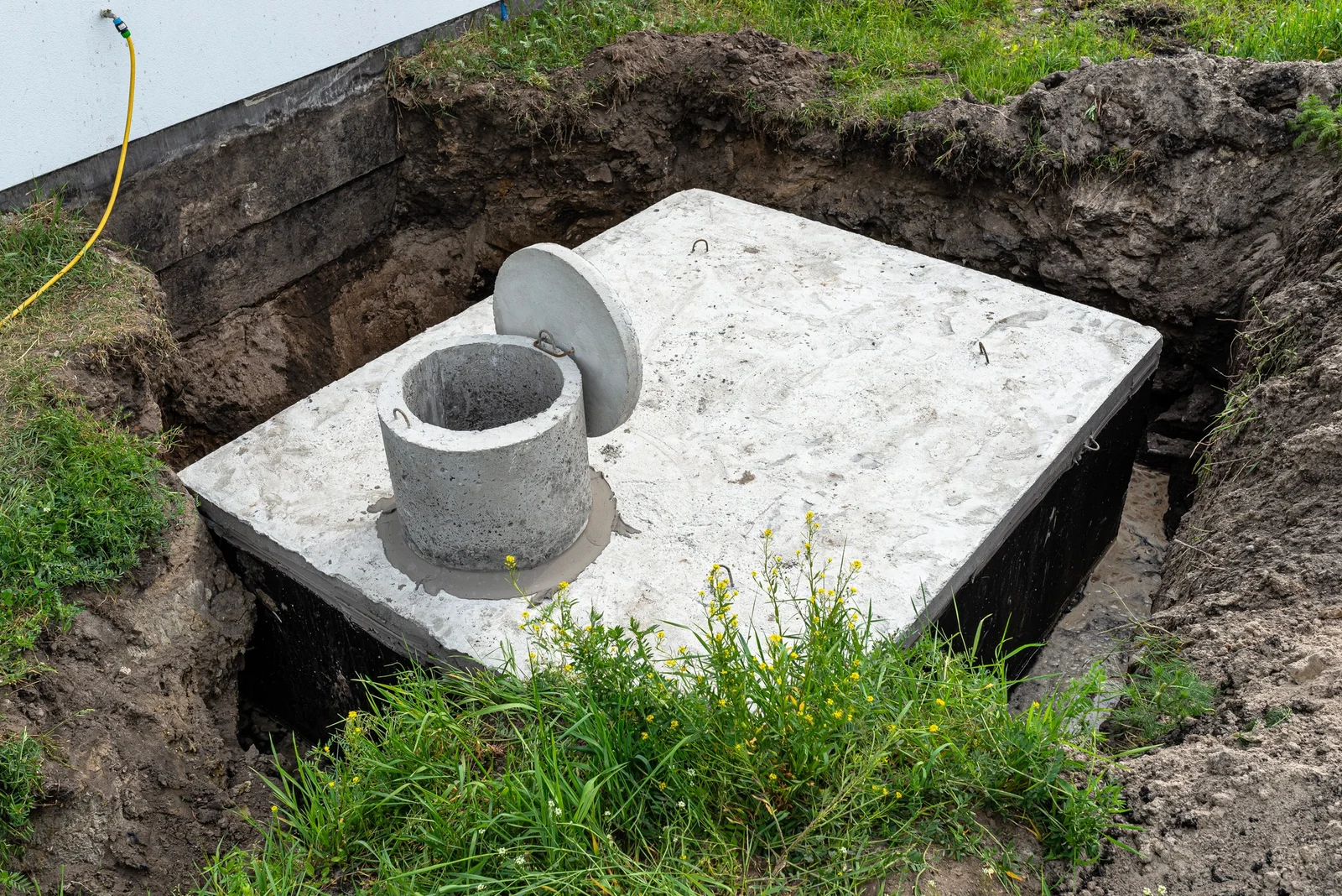  Septic Tank